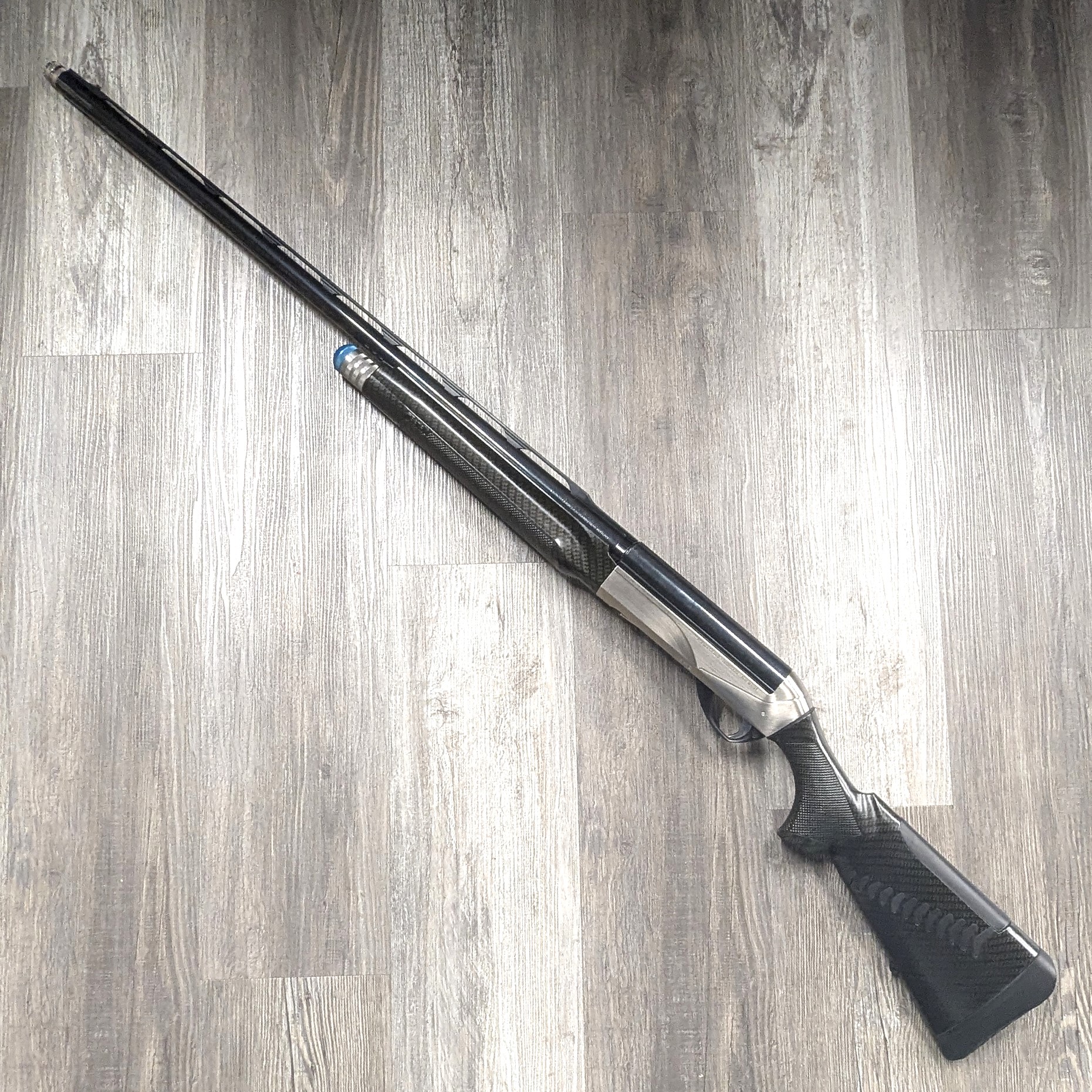 Used Benelli Super Sport12GA 30" Semi-Auto Shotgun - Carbon Fiber - Image 2